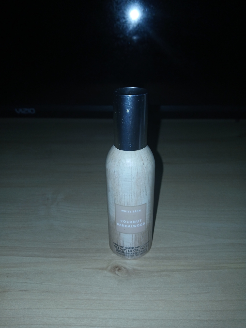White Barn Coconut Sandalwood Body Mist - Cream & Black